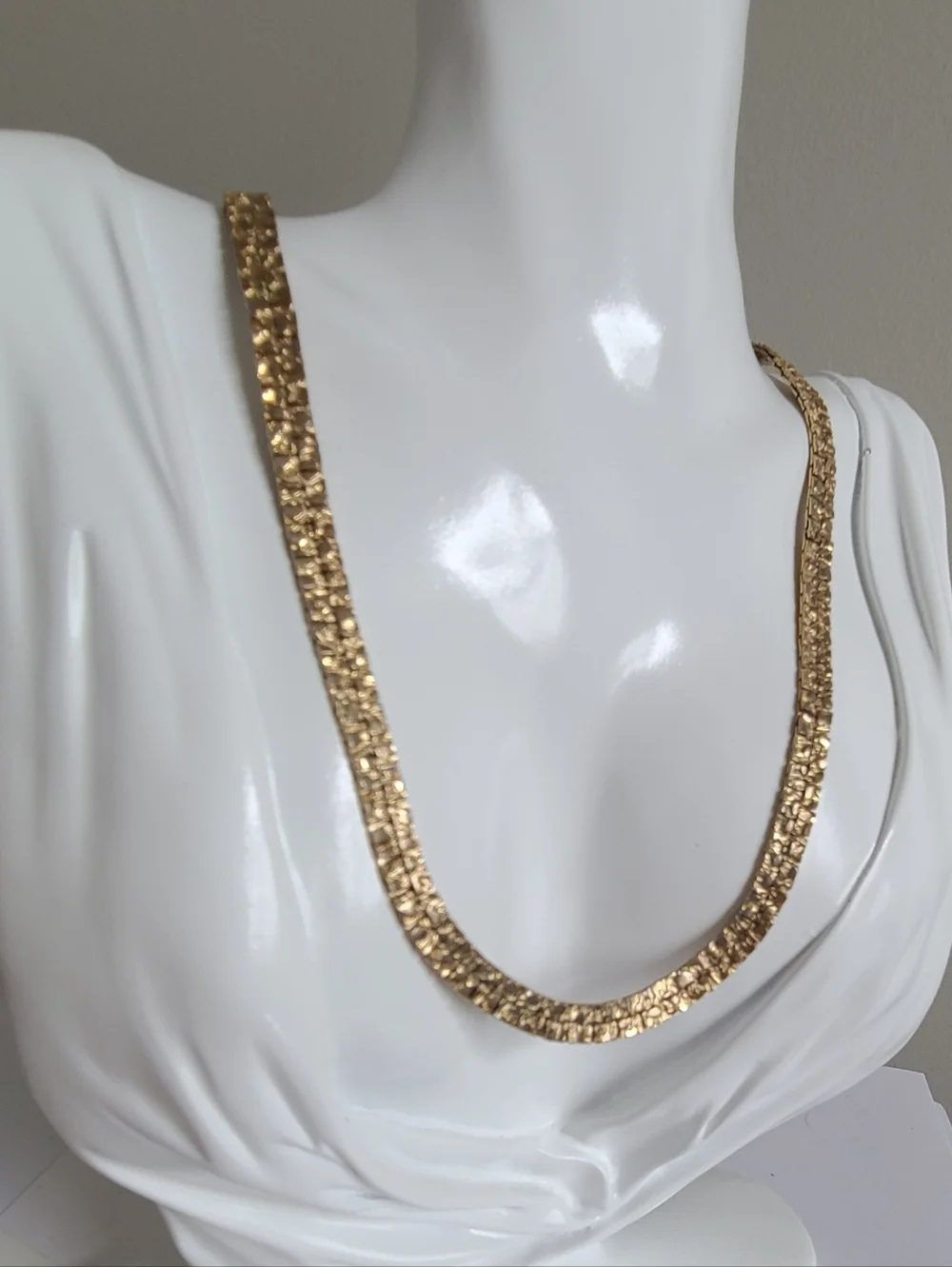 Vintage Retro Luxury Gold Plated Textured Flat 24 Inch Chain Necklace - Picture 6 of 14